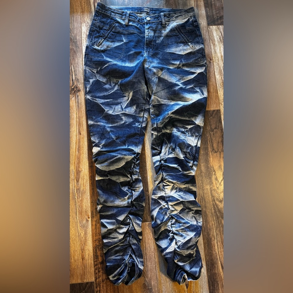 Denim Jeans (Stonewashed and Bleached details)